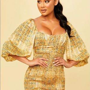 Long sleeve short dress